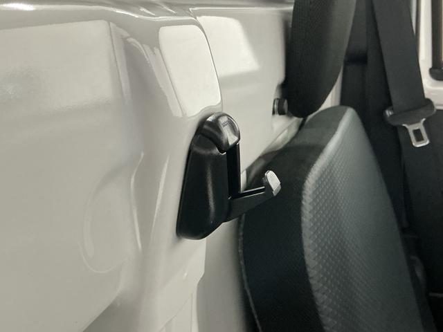 ハイゼットトラックスタンダード 農用スペシャル 3モード4WD CVT 3方開3モード電子制御式4WD CVT車 1年保証 ラジオ 前後コーナーセンサー 3方開 荷台作業灯 センターデフロック オートハイビーム アイドリングストップ 横滑り防止装置 ヘッドライトレベライザー(兵庫県)の中古車