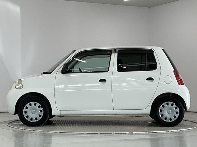 エッセD 走行無制限1年保証 純正CDチューナー キーレス走行無制限1年保証 純正CDチューナー キーレスエントリー ドアバイザー ヘッドライトレベライザー スペアタイヤ UVカットガラス スモークドガラス(兵庫県)の中古車