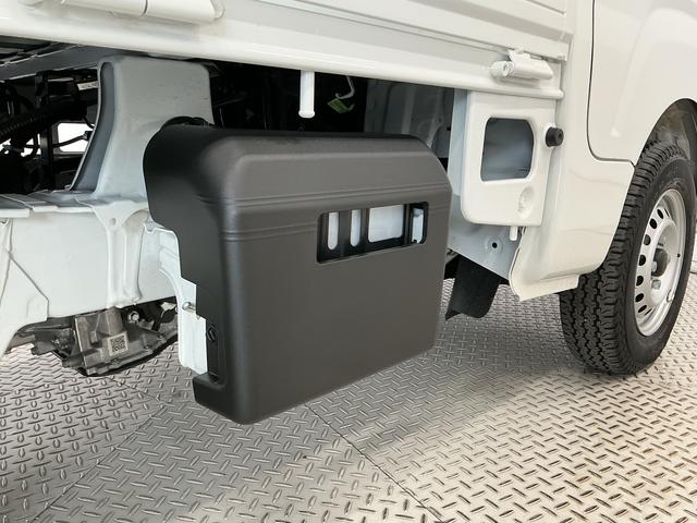 ハイゼットトラックスタンダード 4WD CVT 3方開 前後コーナーセンサー3モード電子制御式4WD CVT 走行無制限1年保証 ラジオデッキ 3方開 前後コーナーセンサー 衝突軽減ブレーキ 横滑り防止装置 オートハイビーム アイドリングストップ オートライト レーンアシスト(兵庫県)の中古車