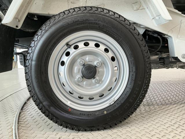 ハイゼットトラックスタンダード 4WD CVT 3方開 前後コーナーセンサー3モード電子制御式4WD CVT 走行無制限1年保証 ラジオデッキ 3方開 前後コーナーセンサー 衝突軽減ブレーキ 横滑り防止装置 オートハイビーム アイドリングストップ オートライト レーンアシスト(兵庫県)の中古車