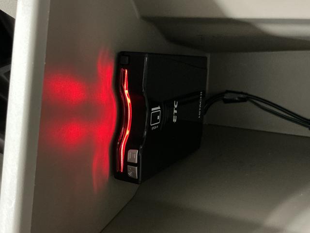 N−BOXG ターボSSパッケージ 純正ナビ ETC バックカメラ1年保証 禁煙車 純正ナビ ETC バックカメラ 両側電動スライドドア クルーズコントロール パドルシフト Bluetooth TV ツートンカラー 衝突軽減ブレーキ サイドエアバッグ 横滑り防止装置(兵庫県)の中古車