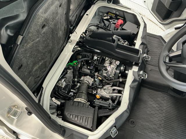ハイゼットカーゴDX 3モード電子制御式4WD CVT 前後コーナーセンサー3モード電子制御式4WD CVT 1年保証 前後コーナーセンサー LEDヘッドライト 衝突回避支援ブレーキ オートハイビーム 横滑り防止装置 キーレスエントリー アイドリングストップ レーンアシスト(兵庫県)の中古車