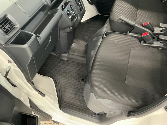 ハイゼットカーゴDX 3モード電子制御式4WD CVT 前後コーナーセンサー3モード電子制御式4WD CVT 1年保証 前後コーナーセンサー LEDヘッドライト 衝突回避支援ブレーキ オートハイビーム 横滑り防止装置 キーレスエントリー アイドリングストップ レーンアシスト(兵庫県)の中古車