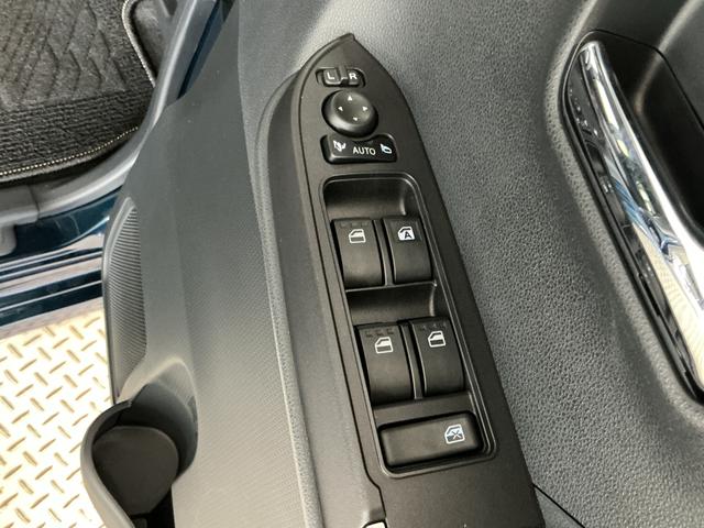 タントカスタムＲＳ　４ＷＤ　両側電動スライドドア　シートヒーター４ＷＤ　走行無制限１年保証　両側電動スライドドア　前後コーナーセンサー　前席シートヒーター　オートハイビーム　ＬＥＤヘッドライト　プッシュスタート　オートブレーキホールド　１５インチ純正アルミホイール（兵庫県）の中古車