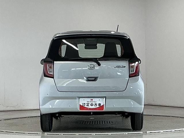 ミライースL SAIII 前後コーナーセンサー キーレスエントリー走行無制限1年保証 前後コーナーセンサー オートハイビーム キーレスエントリー アイドリングストップ 横滑り防止装置 オートライト ヘッドライトレベライザー マニュアルエアコン デジタルメーター(兵庫県)の中古車
