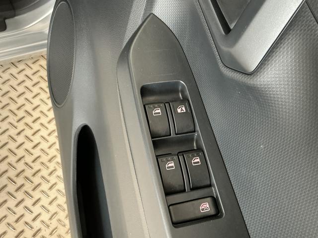 ミライースL SAIII 前後コーナーセンサー キーレスエントリー走行無制限1年保証 前後コーナーセンサー オートハイビーム キーレスエントリー アイドリングストップ 横滑り防止装置 オートライト ヘッドライトレベライザー マニュアルエアコン デジタルメーター(兵庫県)の中古車