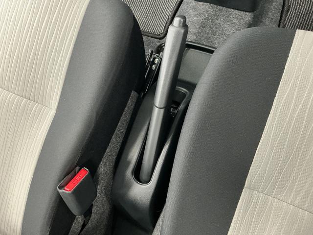 ミライースL SAIII 前後コーナーセンサー キーレスエントリー走行無制限1年保証 前後コーナーセンサー オートハイビーム キーレスエントリー アイドリングストップ 横滑り防止装置 オートライト ヘッドライトレベライザー マニュアルエアコン デジタルメーター(兵庫県)の中古車