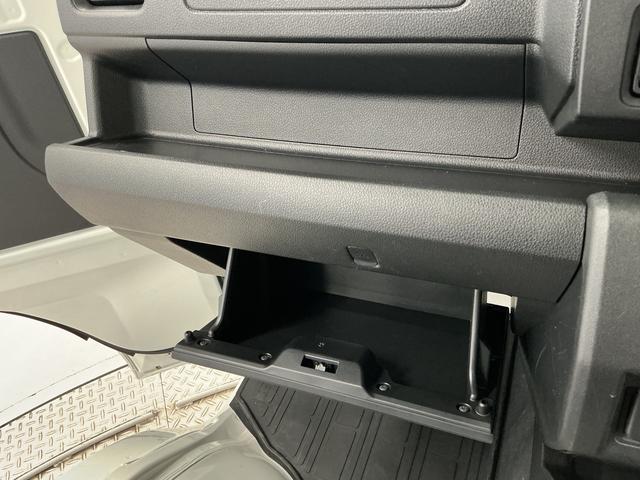 ハイゼットトラックスタンダード　ＣＶＴ　前後コーナーセンサー　横滑り防止装置ＣＶＴ車　１年保証　ラジオ　前後コーナーセンサー　３方開　荷台マット　オートハイビーム　アイドリングストップ　横滑り防止装置　ヘッドライトレベライザー　アクセサリーソケット　スペアタイヤ　スマアシ（兵庫県）の中古車