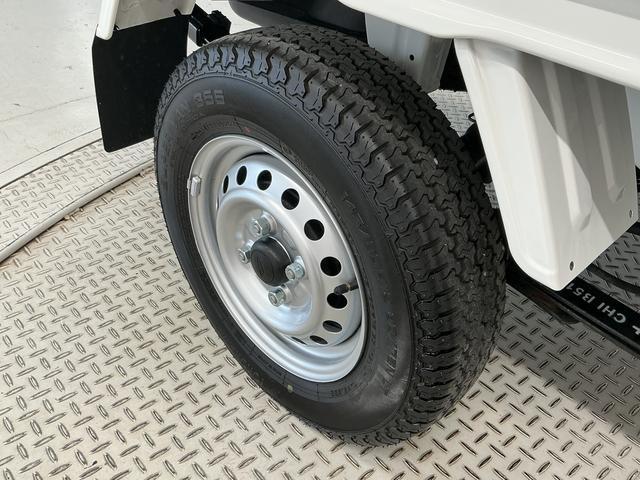 ハイゼットトラックスタンダード　ＣＶＴ　前後コーナーセンサー　横滑り防止装置ＣＶＴ車　１年保証　ラジオ　前後コーナーセンサー　３方開　荷台マット　オートハイビーム　アイドリングストップ　横滑り防止装置　ヘッドライトレベライザー　アクセサリーソケット　スペアタイヤ　スマアシ（兵庫県）の中古車