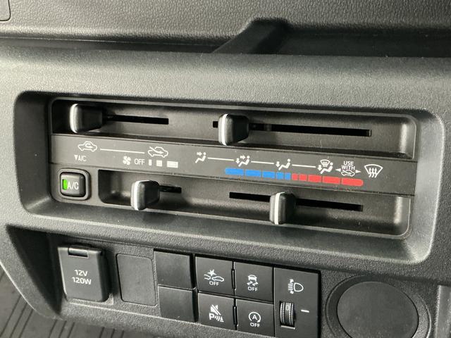ハイゼットトラックスタンダード　ＣＶＴ　前後コーナーセンサー　オートハイビームＣＶＴ車　１年保証　ラジオ　前後コーナーセンサー　３方開　ゲートプロテクター　オートハイビーム　アイドリングストップ　横滑り防止装置　ヘッドライトレベライザー　アクセサリーソケット　スペアタイヤ（兵庫県）の中古車