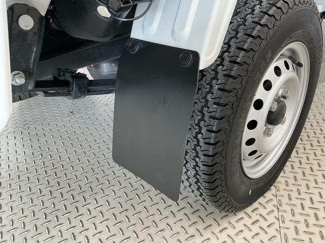 ハイゼットトラックスタンダード　ＣＶＴ　前後コーナーセンサー　オートハイビームＣＶＴ車　１年保証　ラジオ　前後コーナーセンサー　３方開　ゲートプロテクター　オートハイビーム　アイドリングストップ　横滑り防止装置　ヘッドライトレベライザー　アクセサリーソケット　スペアタイヤ（兵庫県）の中古車