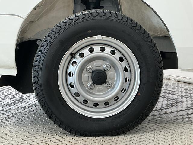ハイゼットトラックスタンダード　ＣＶＴ　前後コーナーセンサー　オートハイビームＣＶＴ車　１年保証　ラジオ　前後コーナーセンサー　３方開　ゲートプロテクター　オートハイビーム　アイドリングストップ　横滑り防止装置　ヘッドライトレベライザー　アクセサリーソケット　スペアタイヤ（兵庫県）の中古車