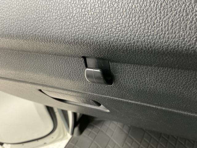 ハイゼットトラックスタンダード　ＡＴ　禁煙　ワンオーナー　ラジオ　３方開ＡＴ車　１年保証　禁煙車　ワンオーナー　ラジオ　３方開　ゲートプロテクター　リアゲートチェーン　キーレスエントリー　ドアバイザー　ヘッドライトレベライザー　オーバーヘッドシェルフ　パワーウインドウ（兵庫県）の中古車