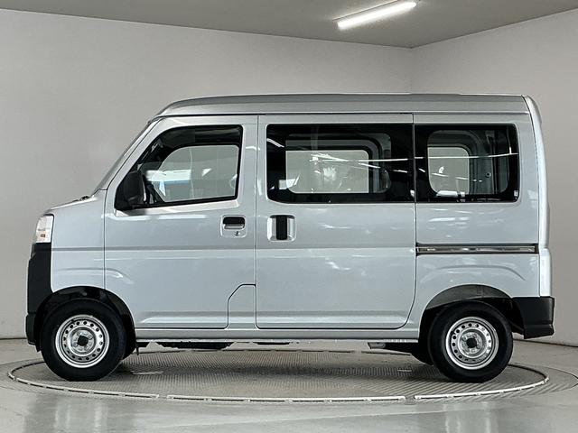 ハイゼットカーゴスペシャル CVT ラジオ コーナーセンサー 両側スライドCVT車 走行無制限1年保証 前後コーナーセンサー ラジオ オートハイビーム アイドリングストップ 横滑り防止装置 オートライト ヘッドライトレベライザー アクセサリーソケット 両側スライドドア(兵庫県)の中古車