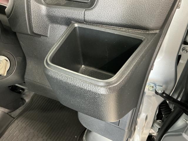 ハイゼットカーゴスペシャル CVT ラジオ コーナーセンサー 両側スライドCVT車 走行無制限1年保証 前後コーナーセンサー ラジオ オートハイビーム アイドリングストップ 横滑り防止装置 オートライト ヘッドライトレベライザー アクセサリーソケット 両側スライドドア(兵庫県)の中古車