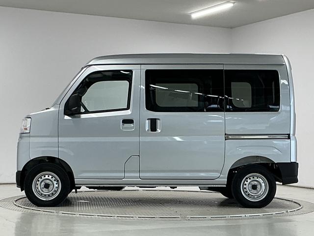 ハイゼットカーゴDX 3モード4WD CVT 前後コーナーセンサー キーレス3モード電子制御式4WD CVT車 1年保証 前後コーナーセンサー ラジオ キーレスエントリー オートハイビーム アイドリングストップ 横滑り防止装置 ヘッドライトレベライザー 両側スライドドア(兵庫県)の中古車