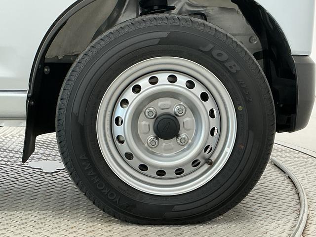 ハイゼットカーゴDX 3モード4WD CVT 前後コーナーセンサー キーレス3モード電子制御式4WD CVT車 1年保証 前後コーナーセンサー ラジオ キーレスエントリー オートハイビーム アイドリングストップ 横滑り防止装置 ヘッドライトレベライザー 両側スライドドア(兵庫県)の中古車