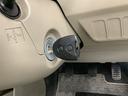 走行無制限１年保証　キーレスエントリー　ＣＤオーディオ　ＭＴ車　ドアバイザー　ヘッドライトレベライザー　アクセサリーソケット　電動格納ドアミラー　マニュアルエアコン　テンパータイヤ　衝突安全ボディ（兵庫県）の中古車