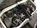 走行無制限１年保証　前後コーナーセンサー　４ＷＤ　ＣＶＴ車　オートマチックハイビーム　アイドリングストップ　キーレスエントリー　横滑り防止装置　オートライト　ヘッドライトレベライザー　ラジオ（兵庫県）の中古車
