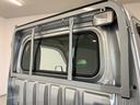 走行無制限１年保証　４ＷＤ　荷台作業灯　ＭＴ車　３方開　ゲートプロテクター　荷台マット　横滑り防止装置　デフロック　ドアバイザー　ヘッドライトレベライザー　アクセサリーソケット　スペアタイヤ（兵庫県）の中古車