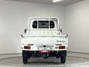 走行無制限１年保証　ＭＴ車　荷台作業灯　ＣＤオーディオ　３方開　キーレスエントリー　ドアバイザー　ヘッドライトレベライザー　アクセサリーソケット　マニュアルエアコン　パワーウィンドウ　フォグランプ（兵庫県）の中古車