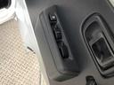 走行無制限１年保証　ＭＴ車　荷台作業灯　ＣＤオーディオ　３方開　キーレスエントリー　ドアバイザー　ヘッドライトレベライザー　アクセサリーソケット　マニュアルエアコン　パワーウィンドウ　フォグランプ（兵庫県）の中古車