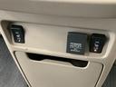 １年保証　ナビＴＶ　ＥＴＣ　バックカメラ　衝突軽減ブレーキ　前席シートヒーター　ＤＶＤ　Ｂｌｕｅｔｏｏｔｈ　ＨＩＤヘッドライト　プッシュスタート　アイドリングストップ　横滑り防止装置　オートライト（兵庫県）の中古車