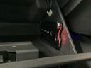 雹害車両　１年保証　４ＷＤ　ＡＴ　ＥＴＣ　ナビＴＶ　運転席シートヒーター　ＤＶＤ　ＵＳＢ　Ｂｌｕｅｔｏｏｔｈ　ドアバイザー　ヘッドライトレベライザー　電動格納ドアミラー　１６インチアルミホイール（兵庫県）の中古車