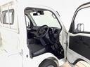 走行無制限１年保証　４ＷＤ　ワンオーナー　ＣＶＴ車　前後コーナーセンサー　３方開　アイドリングストップ　横滑り防止装置　オートライト　ヘッドライトレベライザー　アクセサリーソケット　ラジオ（兵庫県）の中古車