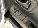 １年保証　ワンオーナー　ＭＴ車　ナビＴＶ　バックカメラ　前後コーナーセンサー　ＤＶＤ　ＵＳＢ　キーレスエントリー　アイドリングストップ　横滑り防止装置　オートライト　ドアバイザー　電動格納ドアミラー（兵庫県）の中古車