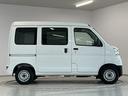 走行無制限１年保証　４ＷＤ　ワンオーナー　ＡＴ車　ＥＴＣ　リアコーナーセンサー　オートハイビーム　アイドリングストップ　キーレス　横滑り防止装置　ヘッドライトレベライザー　パワーウィンドウ　ラジオ（兵庫県）の中古車