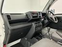 走行無制限１年保証　ＭＴ車　オートライト　３方開　ドアバイザー　ヘッドライトレベライザー　ラジオ　アクセサリーソケット　マニュアルエアコン　スペアタイヤ　バッテリーカバー　ラバーフロアマット（兵庫県）の中古車