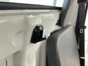 走行無制限１年保証　ＭＴ車　オートライト　３方開　ドアバイザー　ヘッドライトレベライザー　ラジオ　アクセサリーソケット　マニュアルエアコン　スペアタイヤ　バッテリーカバー　ラバーフロアマット（兵庫県）の中古車