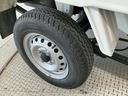 走行無制限１年保証　ＭＴ車　オートライト　３方開　ドアバイザー　ヘッドライトレベライザー　ラジオ　アクセサリーソケット　マニュアルエアコン　スペアタイヤ　バッテリーカバー　ラバーフロアマット（兵庫県）の中古車