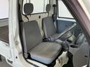 走行無制限１年保証　ＭＴ車　荷台マット　３方開　ゲートプロテクター　ドアバイザー　ヘッドライトレベライザー　リアゲートチェーン　ラジオ　スペアタイヤ　バッテリーカバー　ラバーフロアマット（兵庫県）の中古車