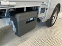 走行無制限１年保証　前後コーナーセンサー　４ＷＤ　ＭＴ車　３方開　オートハイビーム　アイドリングストップ　横滑り防止装置　オートライト　ヘッドライトレベライザー　アクセサリーソケット　ラジオ（兵庫県）の中古車