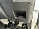 走行無制限１年保証　４ＷＤ　荷台作業灯　ＡＴ車　ＣＤオーディオ　荷台マット　キーレスエントリー　ドアバイザー　ヘッドライトレベライザー　アクセサリーソケット　マニュアルエアコン　フォグランプ（兵庫県）の中古車