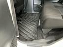 １年保証　ナビＴＶ　ＥＴＣ　バックカメラ　運転席シートヒーター　Ｂｌｕｅｔｏｏｔｈ　オートハイビーム　アイドリングストップ　横滑り防止装置　スマートキー　オートエアコン　１４インチ純正アルミホイール（兵庫県）の中古車