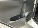 １年保証　ナビＴＶ　ＥＴＣ　バックカメラ　運転席シートヒーター　Ｂｌｕｅｔｏｏｔｈ　オートハイビーム　アイドリングストップ　横滑り防止装置　スマートキー　オートエアコン　１４インチ純正アルミホイール（兵庫県）の中古車