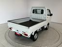 走行無制限１年保証　４ＷＤ　荷台マット　ＡＴ車　３方開　ゲートプロテクター　ドアバイザー　ヘッドライトレベライザー　アクセサリーソケット　マニュアルエアコン　スペアタイヤ　ラバーフロアマット（兵庫県）の中古車
