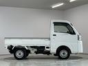 走行無制限１年保証　４ＷＤ　荷台マット　ＭＴ車　３方開　ゲートプロテクター　ＬＥＤヘッドライト　ドアバイザー　ヘッドライトレベライザー　アクセサリーソケット　マニュアルエアコン　ラジオ　スペアタイヤ（兵庫県）の中古車