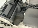 走行無制限１年保証　リアゲートチェーン　４ＷＤ　ＭＴ車　３方開　ゲートプロテクター　ドアバイザー　ヘッドライトレベライザー　ラジオ　アクセサリーソケット　ラバーフロアマット　バッテリーカバー（兵庫県）の中古車
