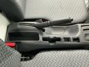 走行無制限１年保証　ゲートプロテクター　禁煙車　ＡＴ車　３方開　ドアバイザー　ヘッドライトレベライザー　ラジオ　マニュアルエアコン　スペアタイヤ　ラバーフロアマット　バッテリーカバー　マッドガード（兵庫県）の中古車