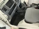 走行無制限１年保証　ゲートプロテクター　禁煙車　ＡＴ車　３方開　ドアバイザー　ヘッドライトレベライザー　ラジオ　マニュアルエアコン　スペアタイヤ　ラバーフロアマット　バッテリーカバー　マッドガード（兵庫県）の中古車