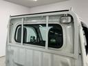 走行無制限１年保証　４ＷＤ　荷台作業灯　ＭＴ車　３方開　ゲートプロテクター　荷台マット　リアゲートチェーン　ドアバイザー　ヘッドライトレベライザー　アクセサリーソケット　デフロック　トランスファー（兵庫県）の中古車