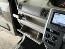 走行無制限１年保証　キーレスエントリー　禁煙車　ナビＴＶ　ＵＳＢ接続　Ｂｌｕｅｔｏｏｔｈ　アイドリングストップ　横滑り防止装置　ヘッドライトレベライザー　電動格納ドアミラー　アクセサリーソケット（兵庫県）の中古車