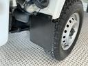 走行無制限１年保証　４ＷＤ　荷台作業灯　ＡＴ車　３方開　ゲートプロテクター　ドアバイザー　ヘッドライトレベライザー　ラジオ　シガーソケット　マニュアルエアコン　スペアタイヤ　ラバーフロアマット（兵庫県）の中古車