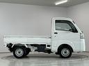 走行無制限１年保証　ＭＴ車　３方開　ヘッドライトレベライザー　ラジオ　アクセサリーソケット　スペアタイヤ　バッテリーカバー　ラバーフロアマット　マッドガード　パワーステアリング　マニュアルエアコン（兵庫県）の中古車