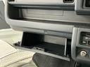走行無制限１年保証　ＡＴ車　ドアバイザー　３方開　ラジオ　シガーソケット　ヘッドライトレベライザー　スペアタイヤ　マニュアルエアコン　ラバーフロアマット　バッテリーカバー　マッドガード（兵庫県）の中古車