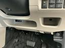 走行無制限１年保証　禁煙車　ワンオーナー　運転席シートヒーター　オートハイビーム　ＬＥＤヘッドライト　アイドリングストップ　横滑り防止装置　スマートキー　オートエアコン　１４インチ純正アルミホイール（兵庫県）の中古車